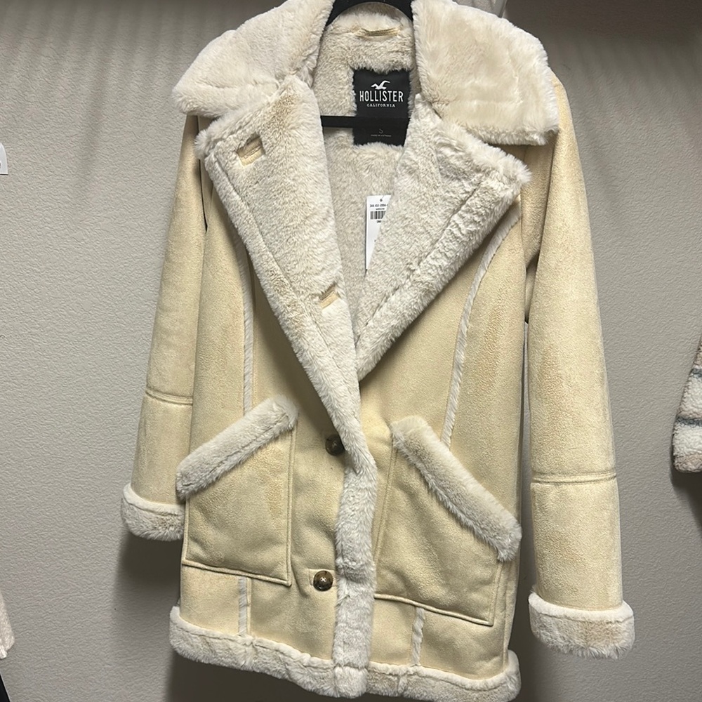Hollister Cream Teddy Jacket with Faux Fur Trim